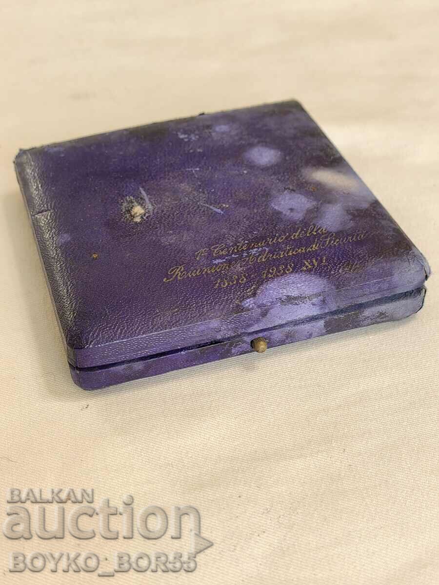 Delivery of Vintage Italian Jubilee Plaque Medal Order of 1938 Delivery of Vintage Italian Jubilee Plaque Medal Order of 1938