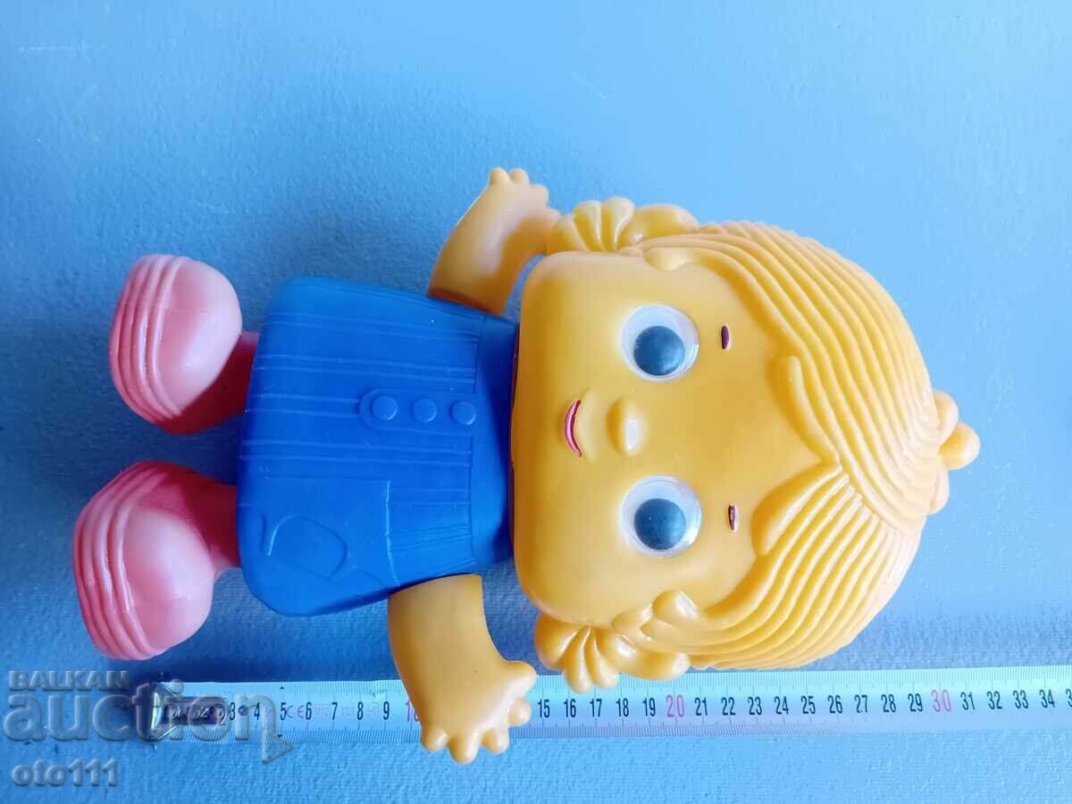 Licitație PĂPUȘĂ VECHE SOCA