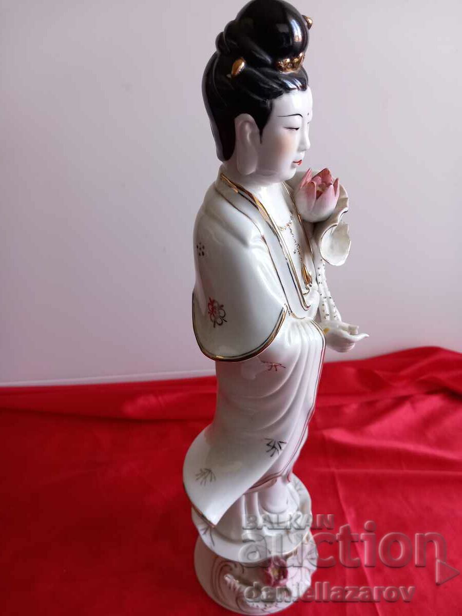 Delivery of Large Old Porcelain GEISHA Figurine, Marked! Delivery of Large Old Porcelain GEISHA Figurine, Marked!