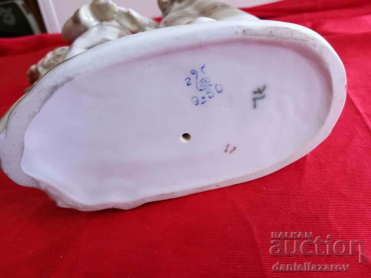 Livrarea Figurină Veche Mare din Porțelan RUS, Marcată Livrarea Figurină Veche Mare din Porțelan RUS, Marcată