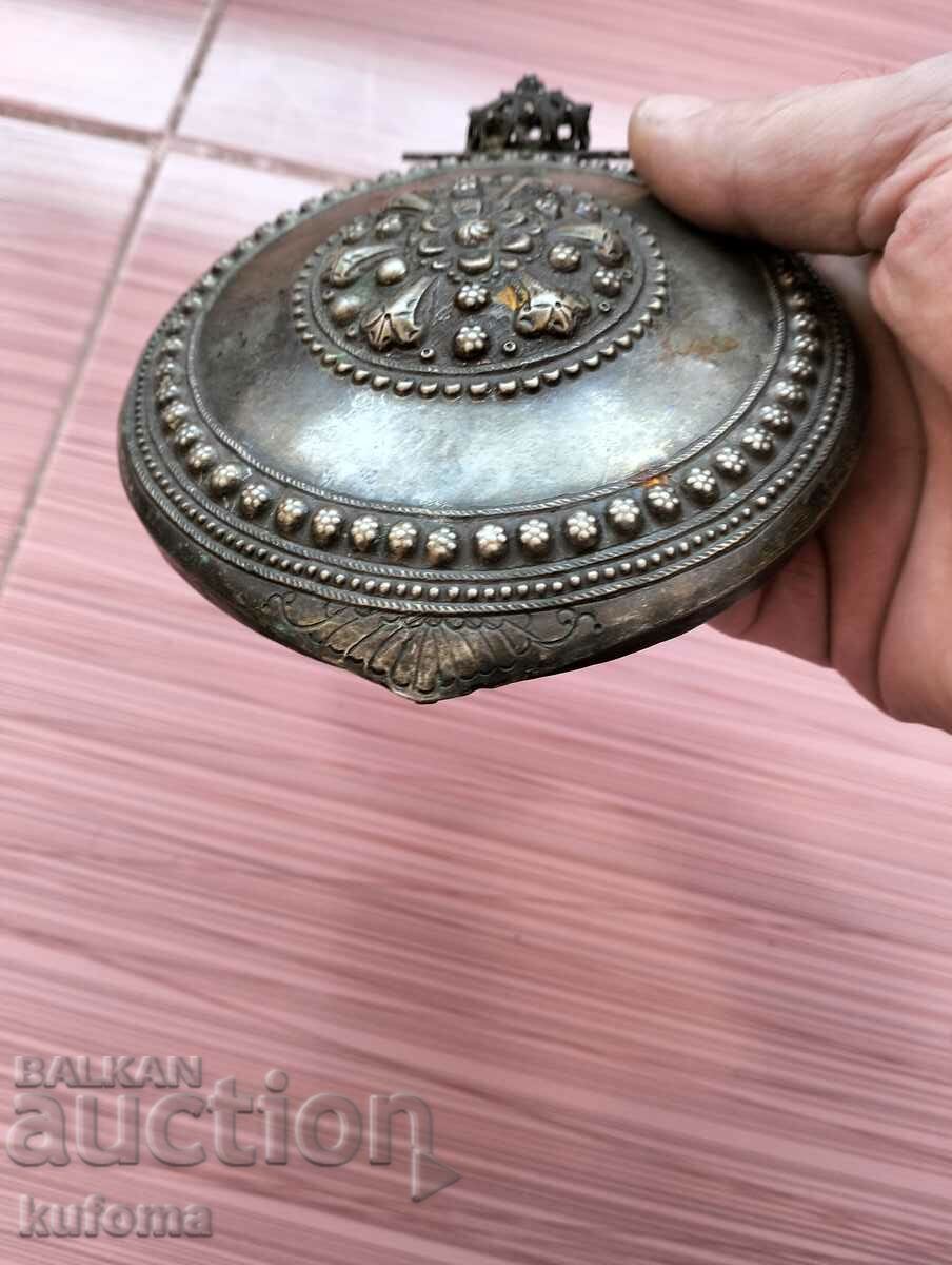 Un puf mare argintiu - 5 Un puf mare argintiu - 5