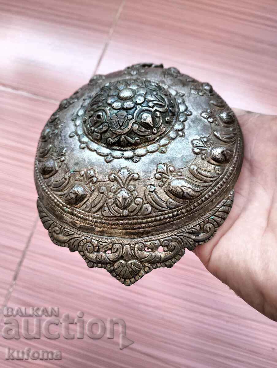 A large silver pouf - 5 A large silver pouf - 5