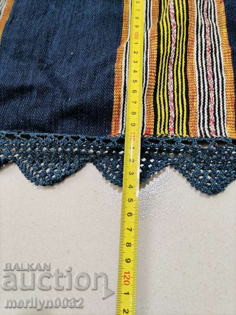 Delivery of Handwoven lace tablecloth