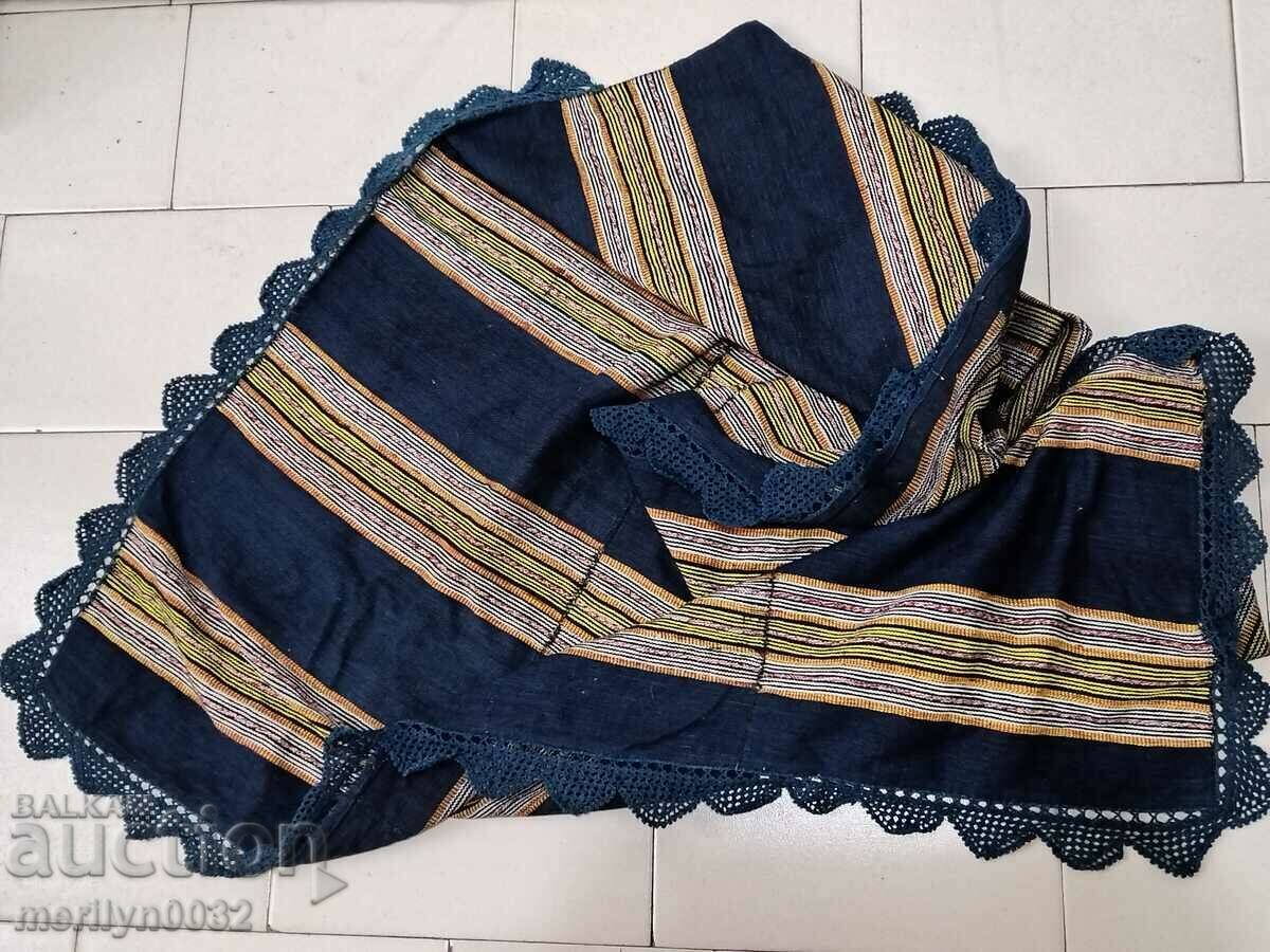 Handwoven lace tablecloth - 5