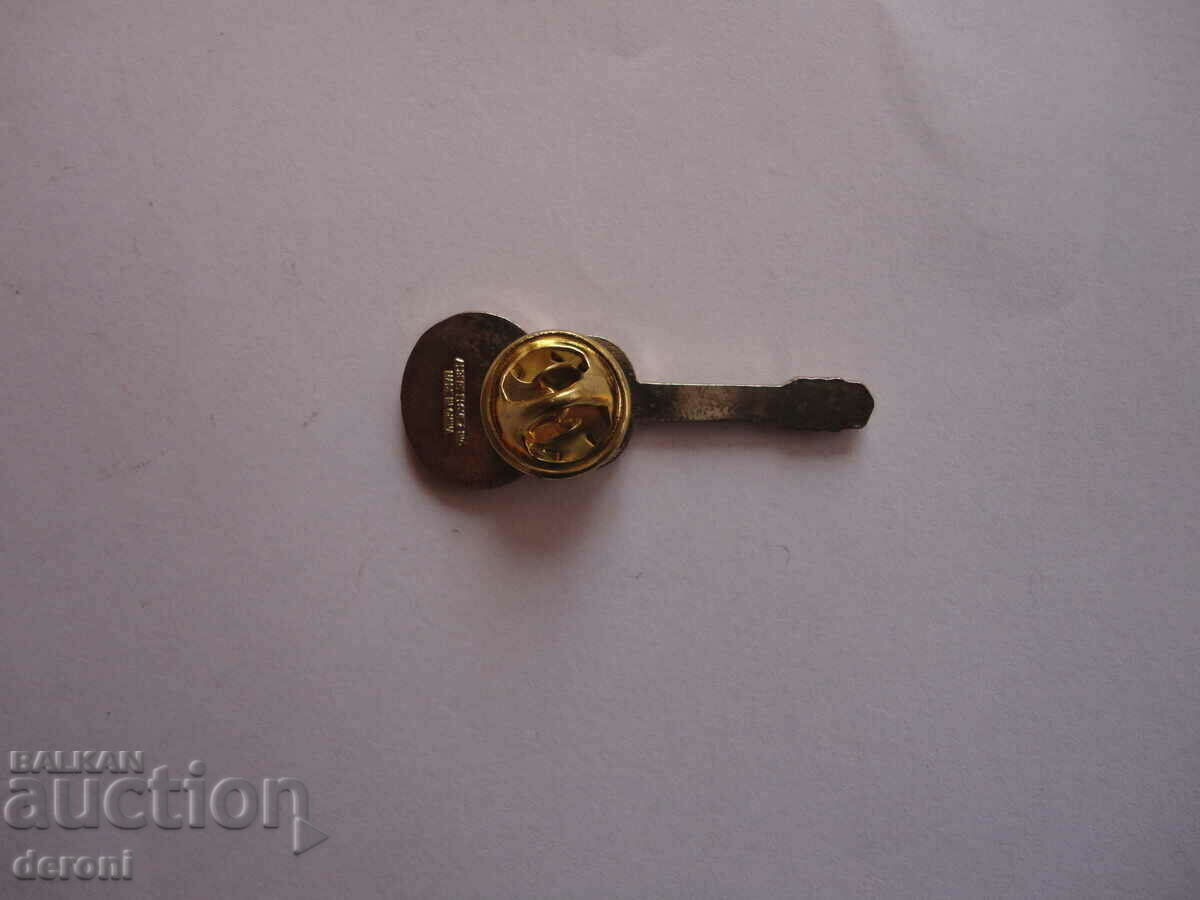 Δημοπρασία Σημάδι κιθάρα 12 Δημοπρασία Σημάδι κιθάρα 12