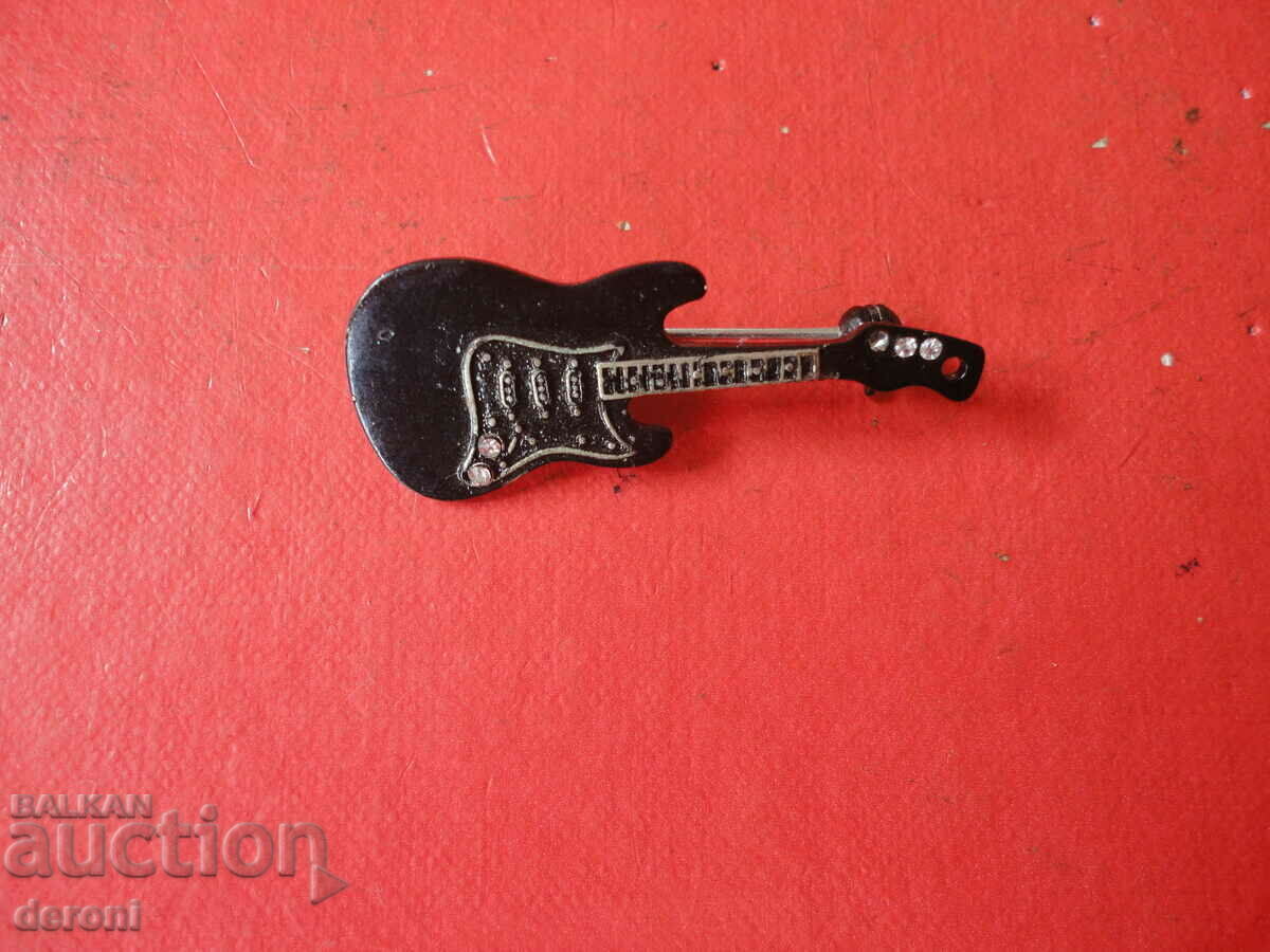 Great brooch with guitar stones with price 5.00 BGN | € 2.56