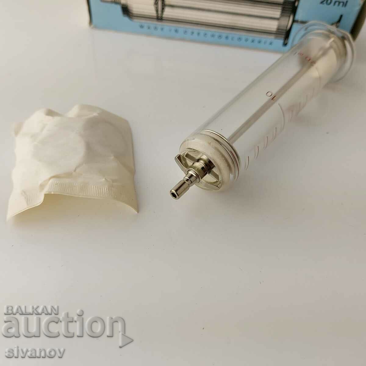 Old glass syringe 20ml Chirana Czechoslovakia #5690 - 5 Old glass syringe 20ml Chirana Czechoslovakia #5690 - 5