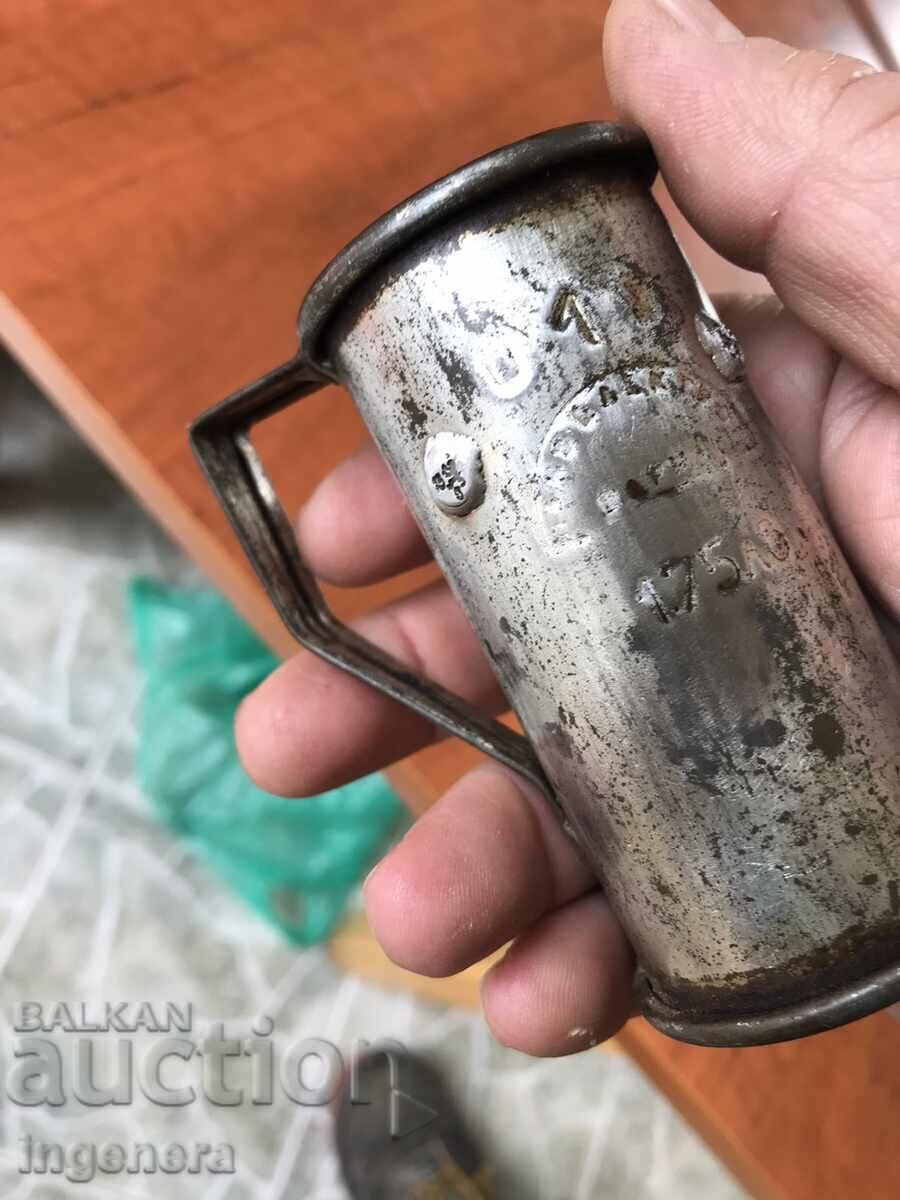 Auction ANTIQUE MARKED METAL BOILING GAUGE-100 ML. Auction ANTIQUE MARKED METAL BOILING GAUGE-100 ML.