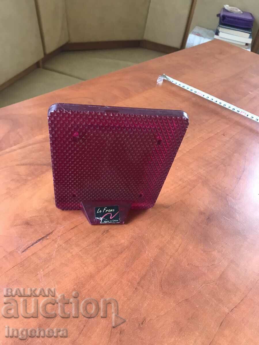 ICON FRAME REFLECTIVE STAND - 5 ICON FRAME REFLECTIVE STAND - 5