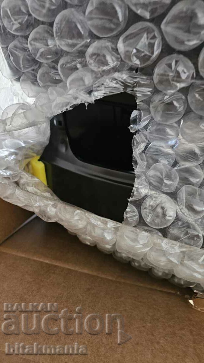 Rear cover MV X4 21 years with price 2000.00 BGN | € 1022.58 Rear cover MV X4 21 years with price 2000.00 BGN | € 1022.58