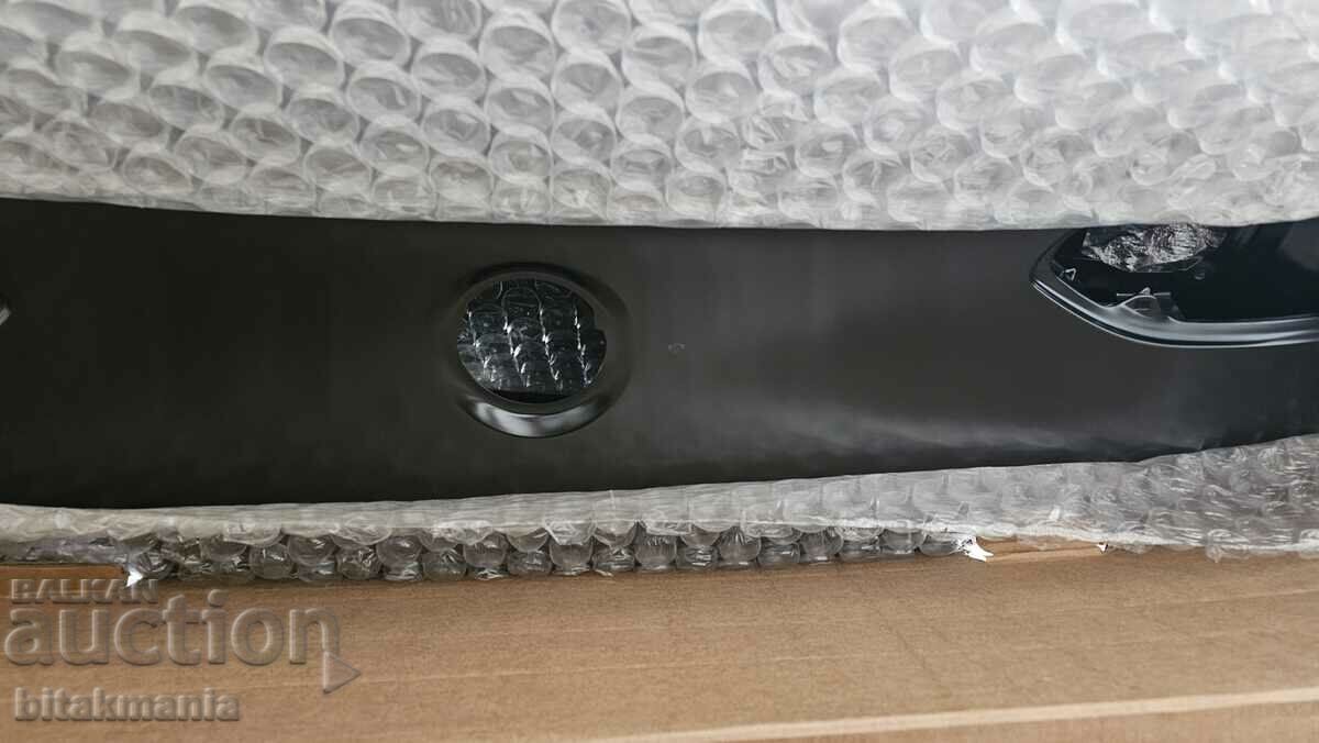 Auction Rear cover MV X4 21 years Auction Rear cover MV X4 21 years