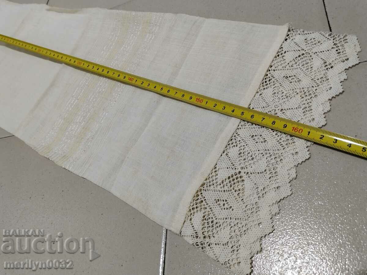 Auction  Old fringed cloth with lace, knitting, fringe with embroidery