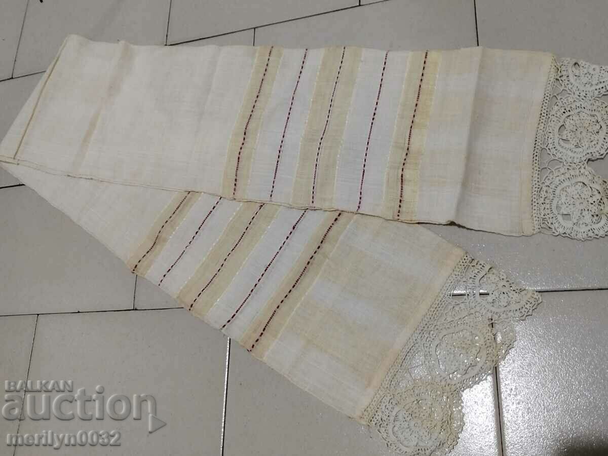 Old fringed cloth with lace, knitting, fringe with embroidery with price 49.00 BGN | € 25.05