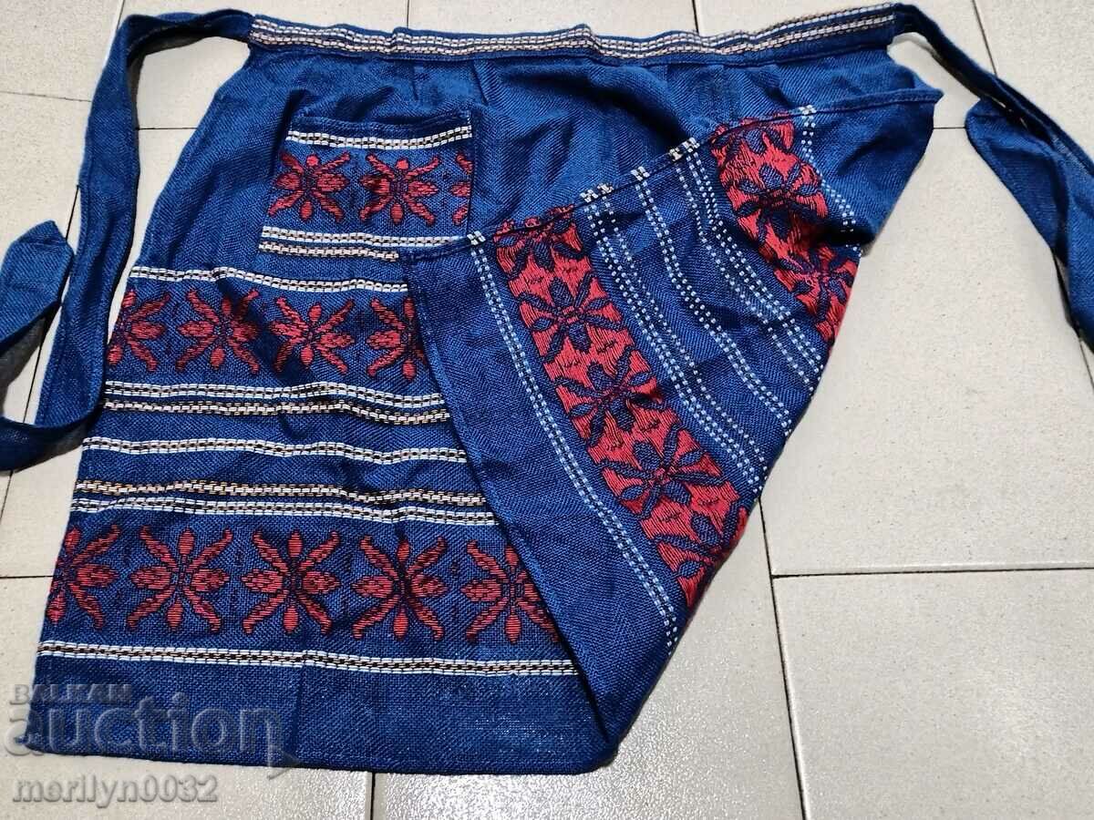 Παράδοση Παλιά κεντητή ποδιά, φορεσιά, σουκμάν Παράδοση Παλιά κεντητή ποδιά, φορεσιά, σουκμάν