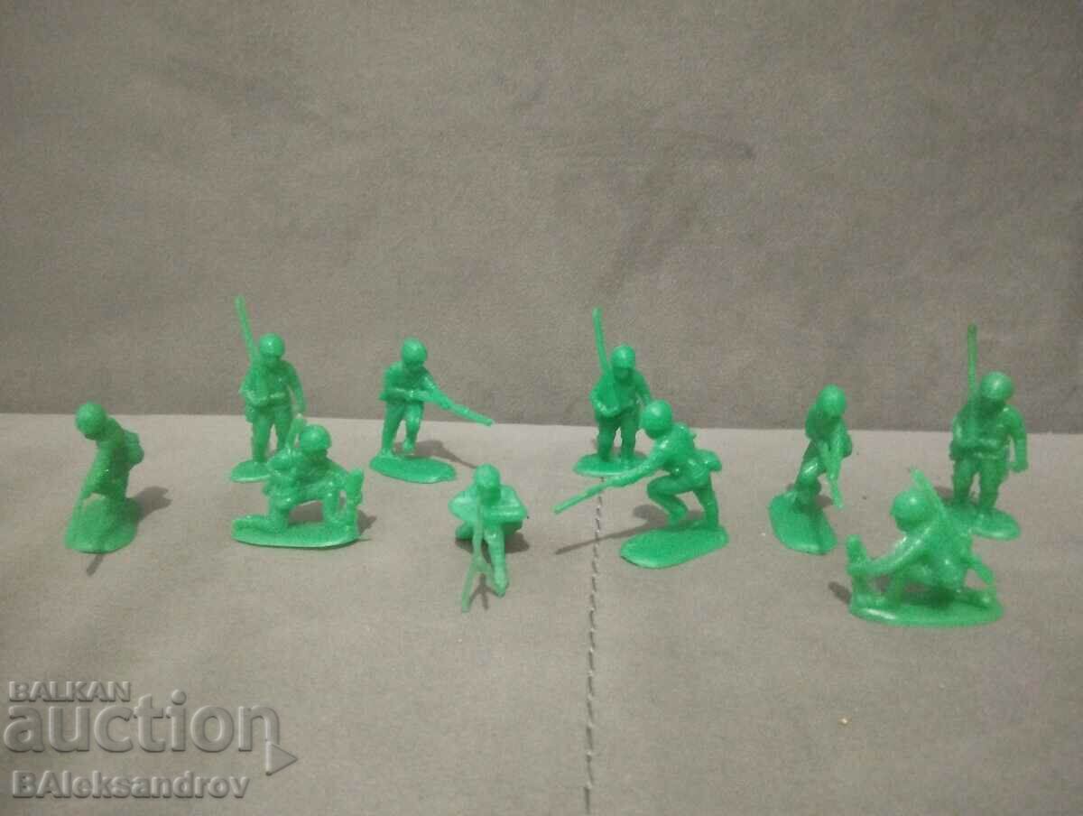 Πολλές παλιές φιγούρες πράσινοι στρατιώτες - 6 Πολλές παλιές φιγούρες πράσινοι στρατιώτες - 6