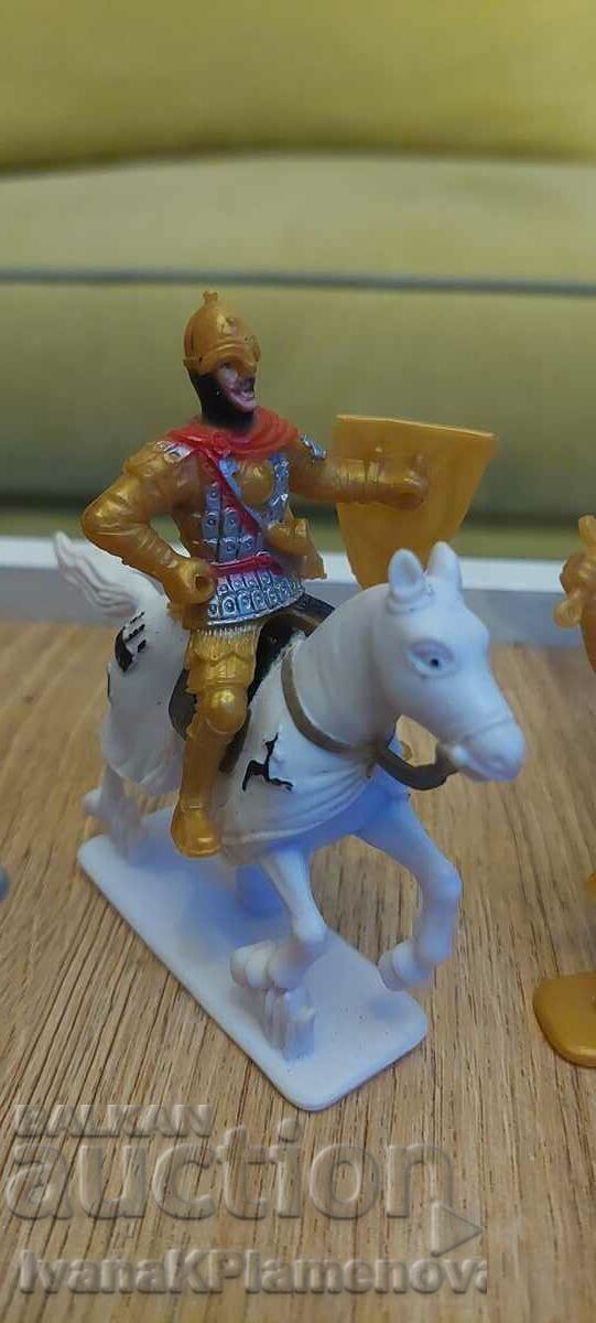 Auction  Figurines for collectors