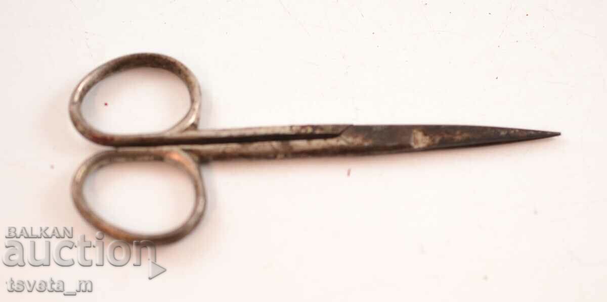 Vintage manicure scissors with price 3.00 BGN | € 1.53 Vintage manicure scissors with price 3.00 BGN | € 1.53