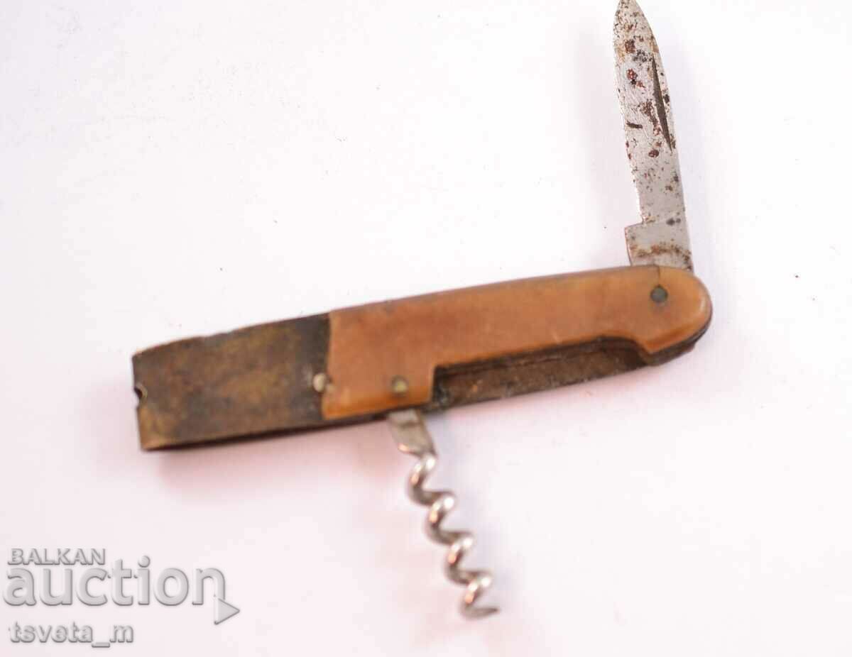 Auction Pocket knife with 2 tools - for repair or parts Auction Pocket knife with 2 tools - for repair or parts