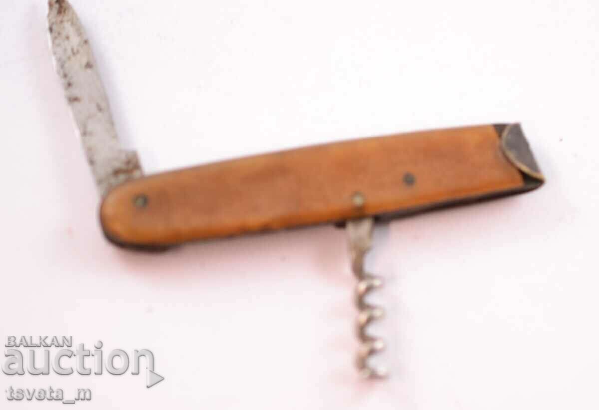 Delivery of Pocket knife with 2 tools - for repair or parts Delivery of Pocket knife with 2 tools - for repair or parts