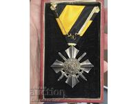 Order of Military Merit 6th degree Ferdinand issue with box