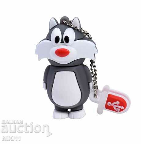 Bottle 32 GB Gray cat, USB little kitten cat's paw, kitten