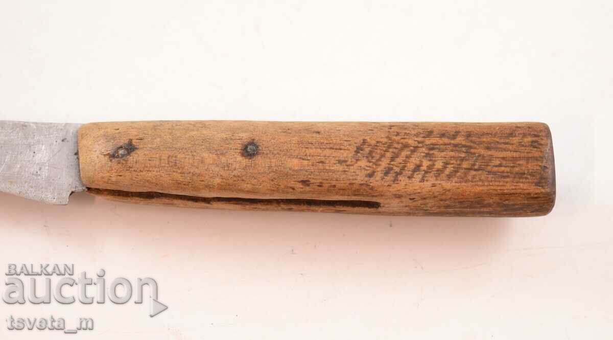 Delivery of Antique knife with a wooden handle Delivery of Antique knife with a wooden handle
