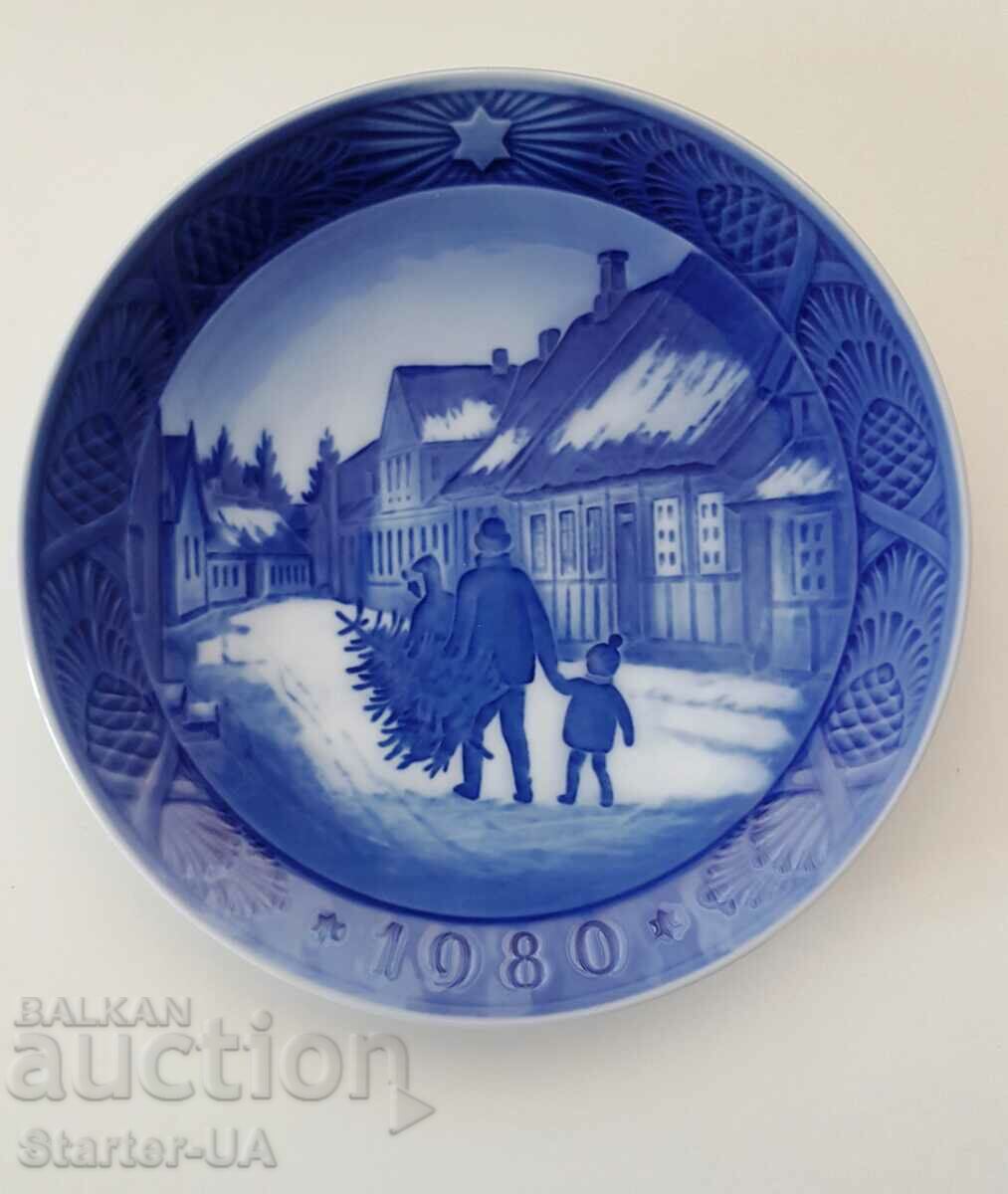 The Royal Copenhagen Christmas plate from 1980.