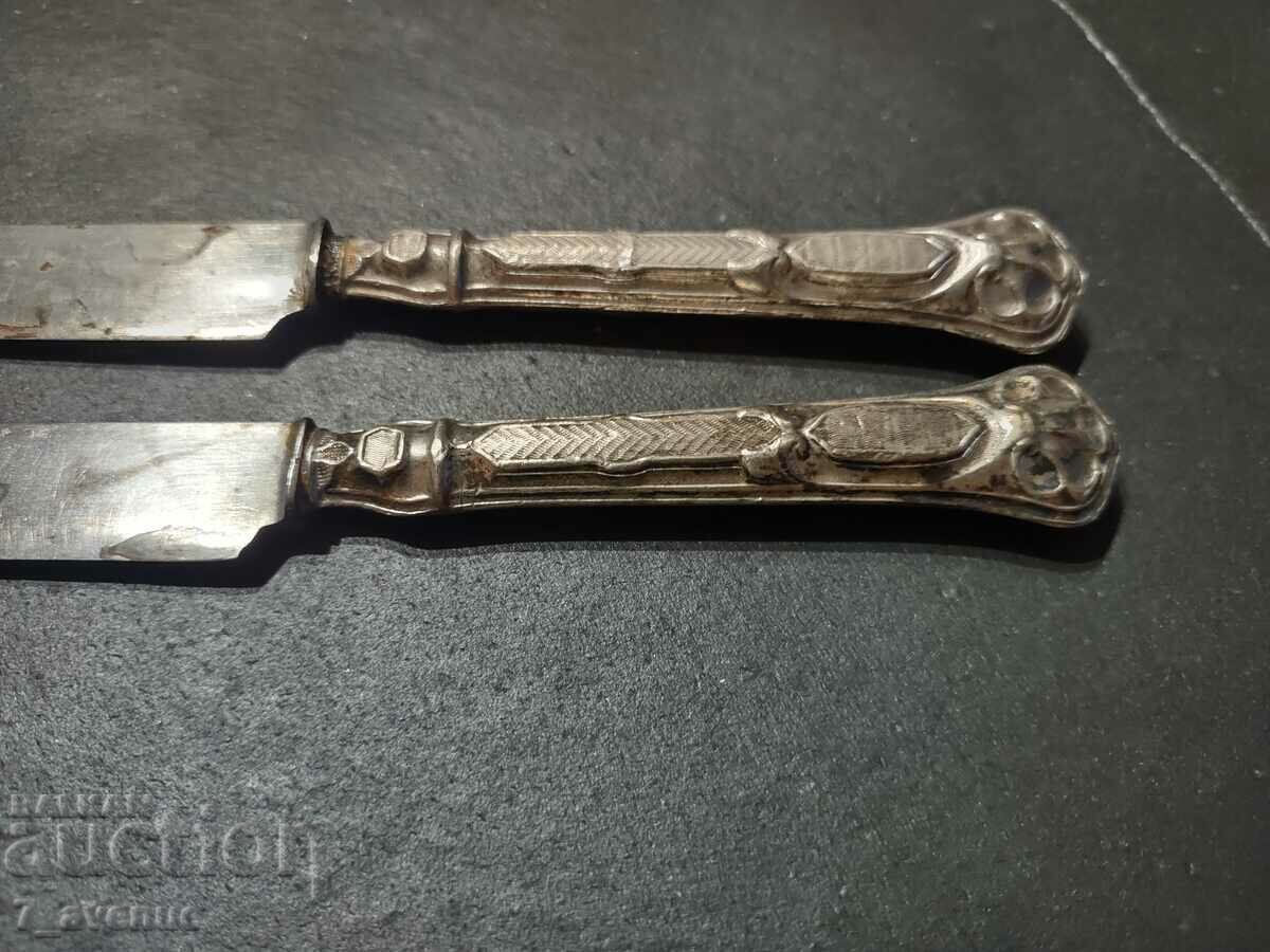 Cutlery, very old, silver handles, 100 years old with price 69.00 BGN | € 35.28 Cutlery, very old, silver handles, 100 years old with price 69.00 BGN | € 35.28