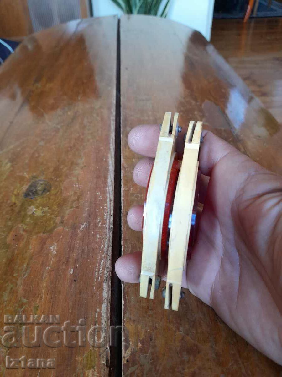 Delivery of Old reflector, reflectors