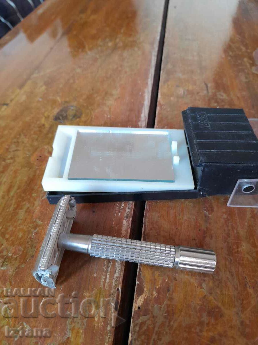 Δημοπρασία Παλιό ξυράφι Flying Roc Δημοπρασία Παλιό ξυράφι Flying Roc