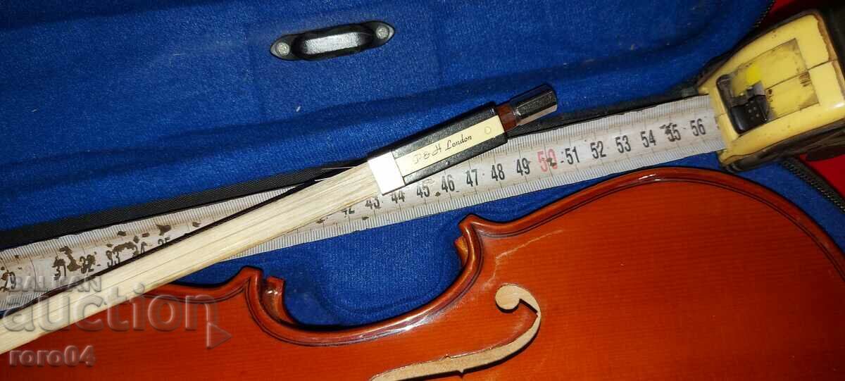 Delivery of VIOLIN - Antoni - Model ACV 31 - EXCELLENT