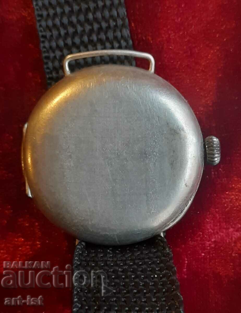 Ceas de mână elvețian 1910-20 cu preț € 160.00 | 312.93 BGN Ceas de mână elvețian 1910-20 cu preț € 160.00 | 312.93 BGN