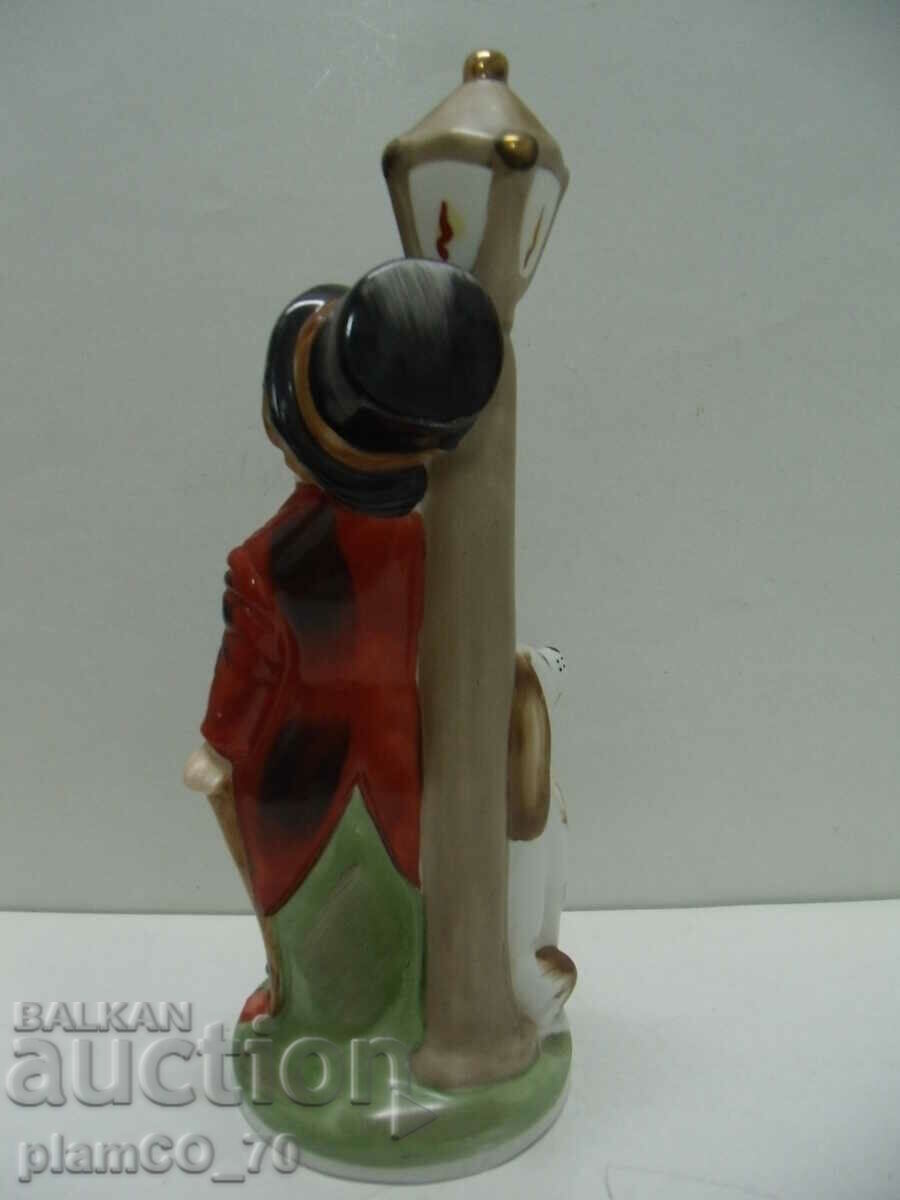 Auction  No.*7760 old porcelain figure - boy with a dog / Gavroche