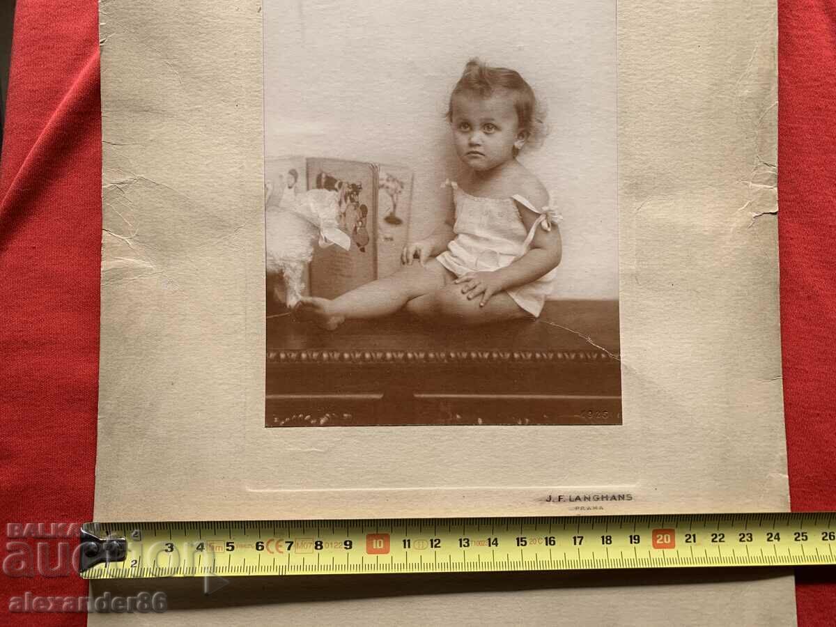 Delivery of Old photo 1925 Delivery of Old photo 1925