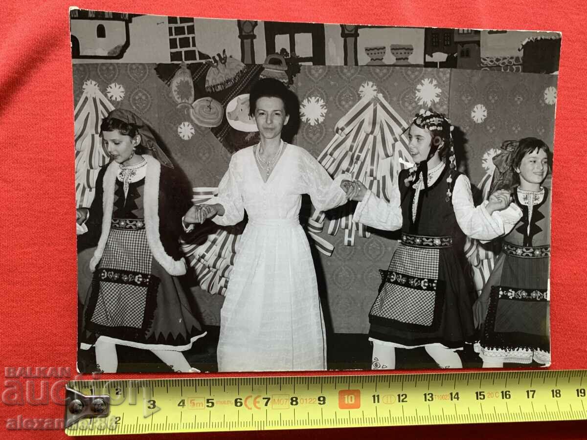 Delivery of Lyudmila Zhivkova old photo Delivery of Lyudmila Zhivkova old photo