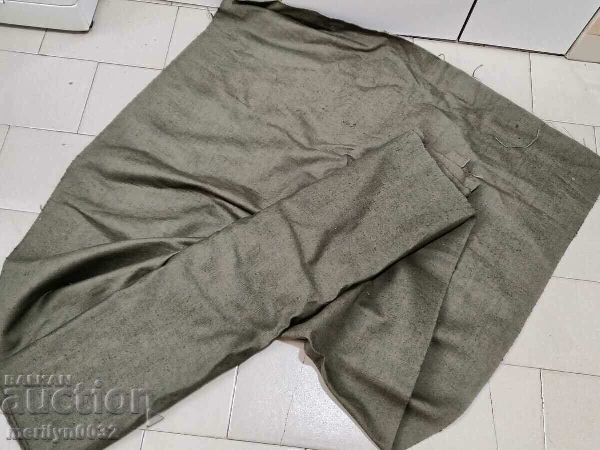 Licitație Prelata pe o rola mare Licitație Prelata pe o rola mare