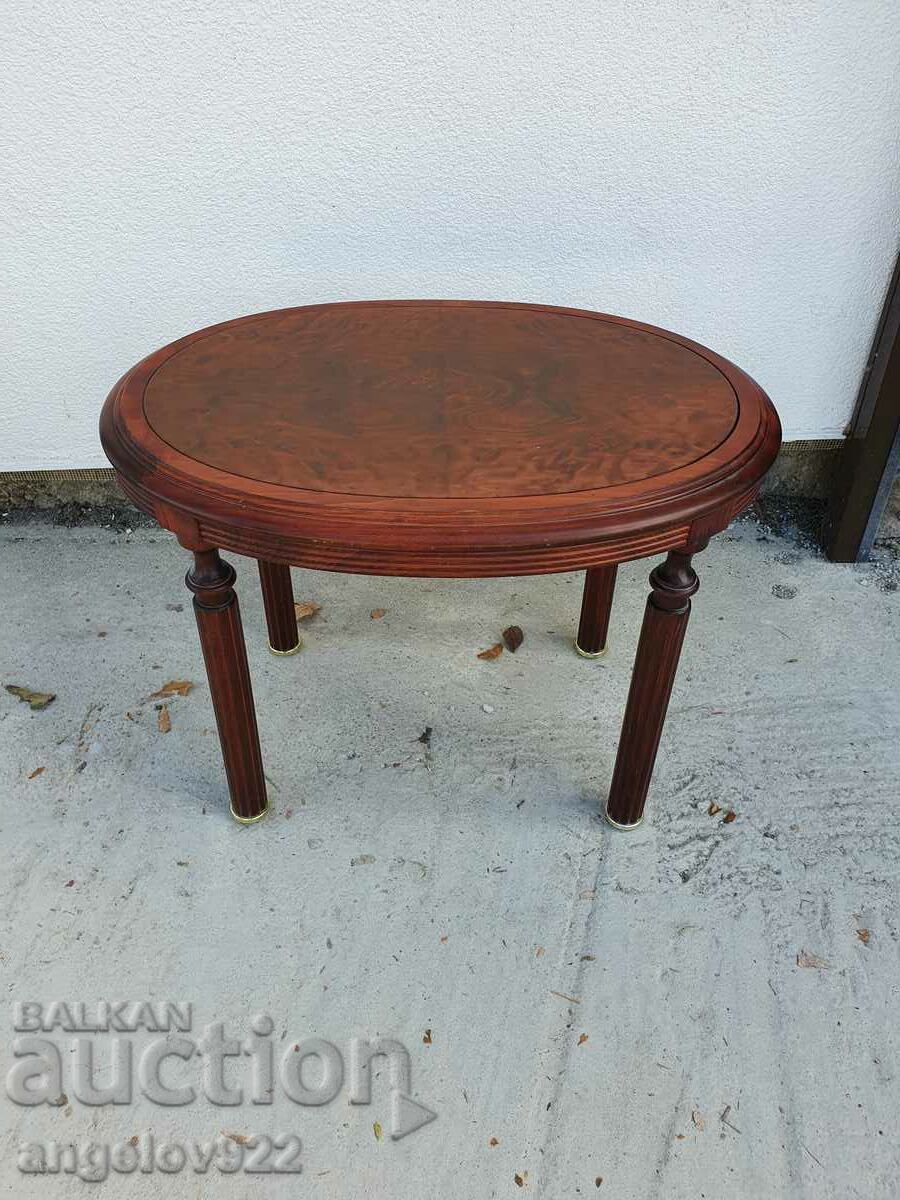 Beautiful vintage coffee table 1