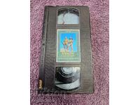 Vinetu Sumatoha videotape at the well of the Apaches