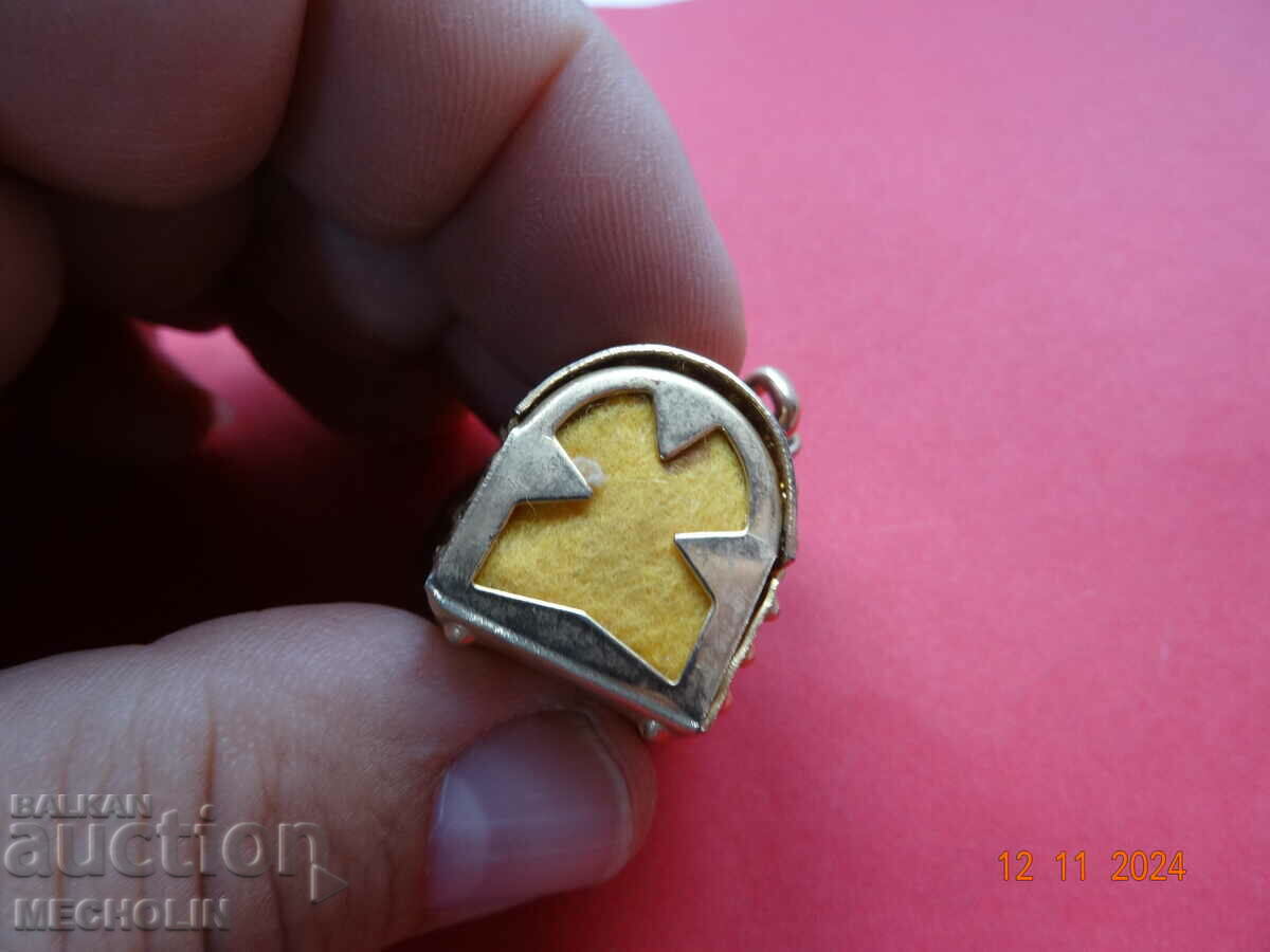 Auction COLLECTOR KEY HOLDER ITALIAN Auction COLLECTOR KEY HOLDER ITALIAN