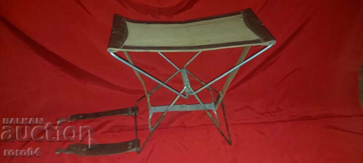 OFFICER FIELD FOLDING CHAIR