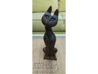 Figurină sculptată în lemn pentru colecționari