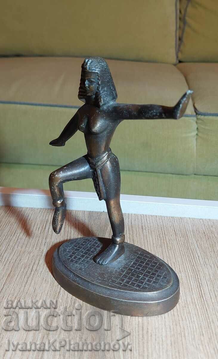 Licitație Figurină din metal pentru colecționari