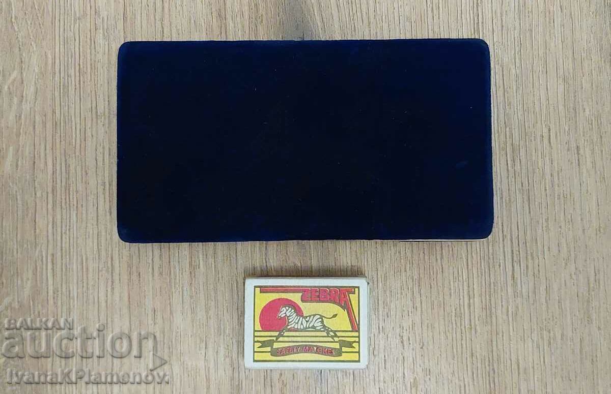 A jewel box for connoisseurs - 5