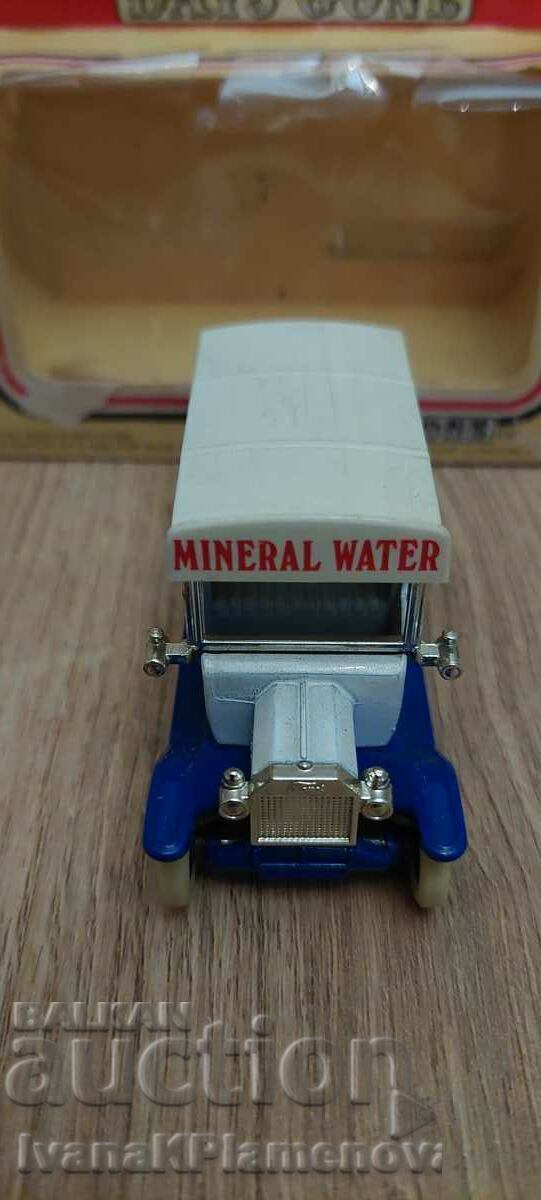 Metal cart for collectors, excellent with price 30.00 BGN | € 15.34 Metal cart for collectors, excellent with price 30.00 BGN | € 15.34