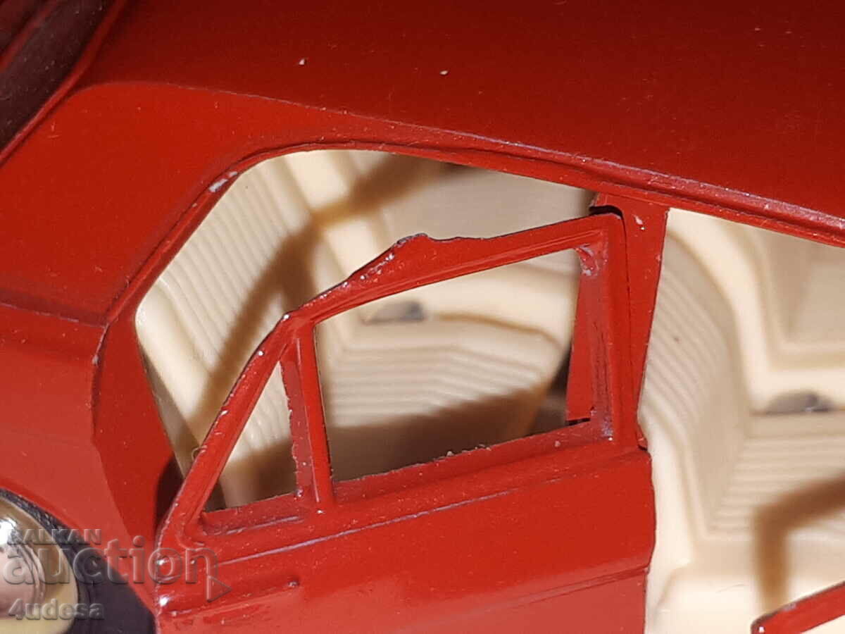 Russian model Volga GAZ 24 - A14 1:43 Made in USSR USSR - 5 Russian model Volga GAZ 24 - A14 1:43 Made in USSR USSR - 5