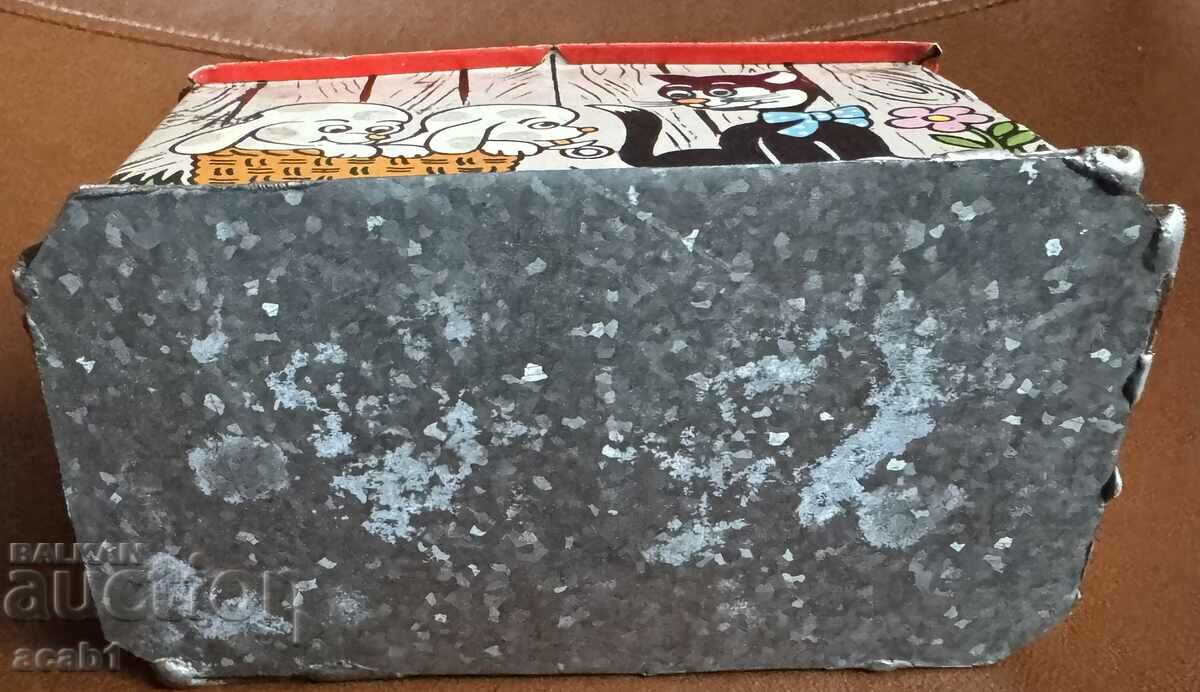 Delivery of A piggy bank from Sotsa Delivery of A piggy bank from Sotsa