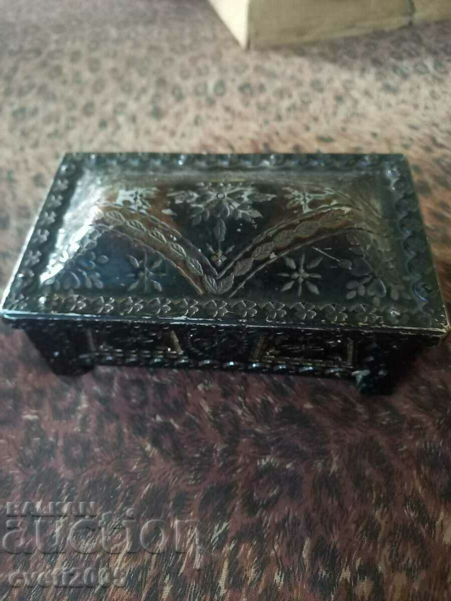 Vintage jewelry box