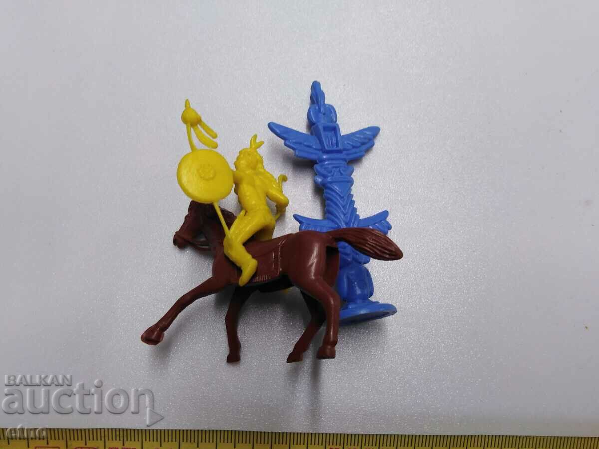 Delivery of SOCIAL TOYS - SOLDIERS, toy, Indians Delivery of SOCIAL TOYS - SOLDIERS, toy, Indians