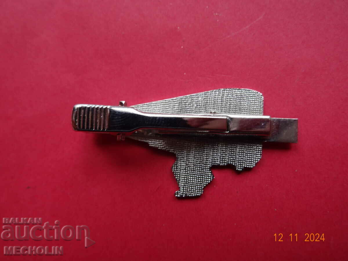 Delivery of OLD ENAMELED TROLLEY TIE NEEDLE 305 -3 Delivery of OLD ENAMELED TROLLEY TIE NEEDLE 305 -3