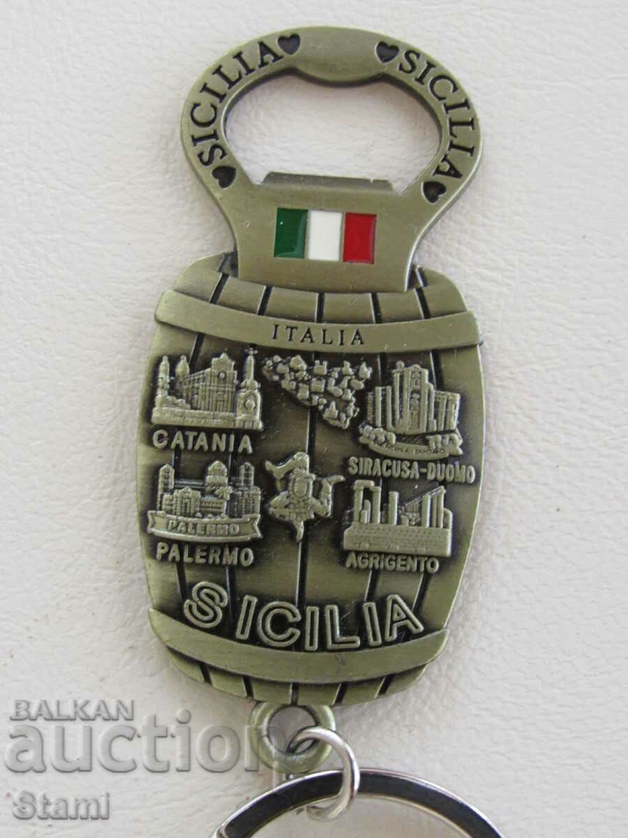 Μεταλλικό μπρελόκ από τη Σικελία, Ιταλία-1 με τιμή 10.00 BGN | € 5.11 Μεταλλικό μπρελόκ από τη Σικελία, Ιταλία-1 με τιμή 10.00 BGN | € 5.11